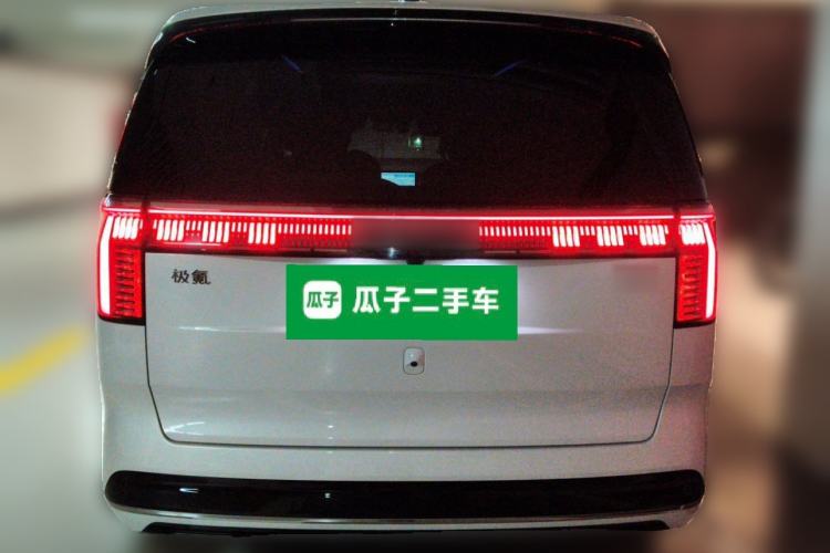 Used Zeekr 009 2022 ME Edition Rear