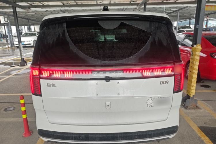 Used Zeekr 009 2022 WE Edition Rear