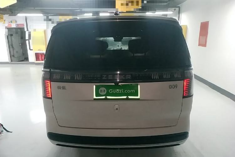 Used Zeekr 009 2022 WE Edition Rear