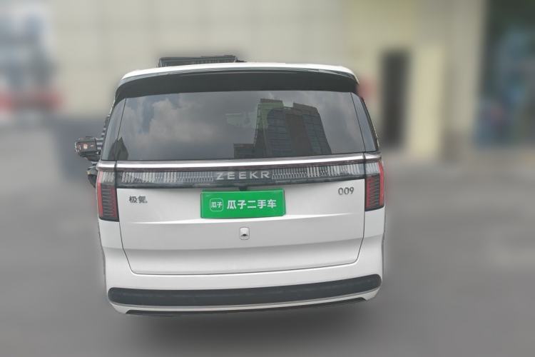 Used Zeekr 009 2022 WE Edition Rear