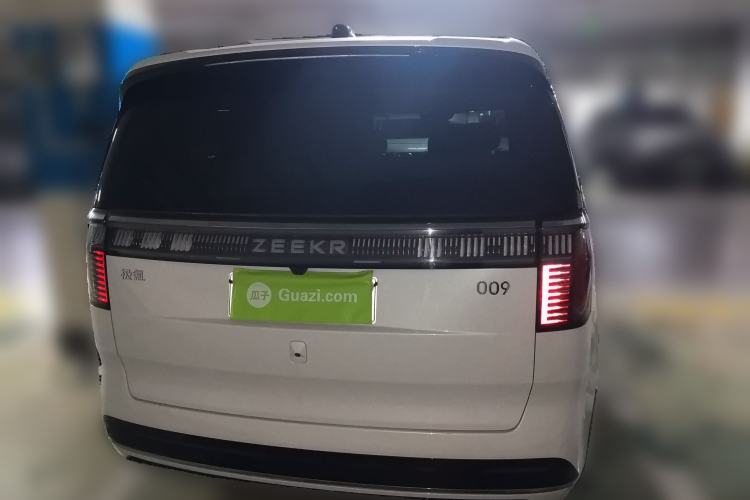 Used Zeekr 009 2022 WE Edition Rear