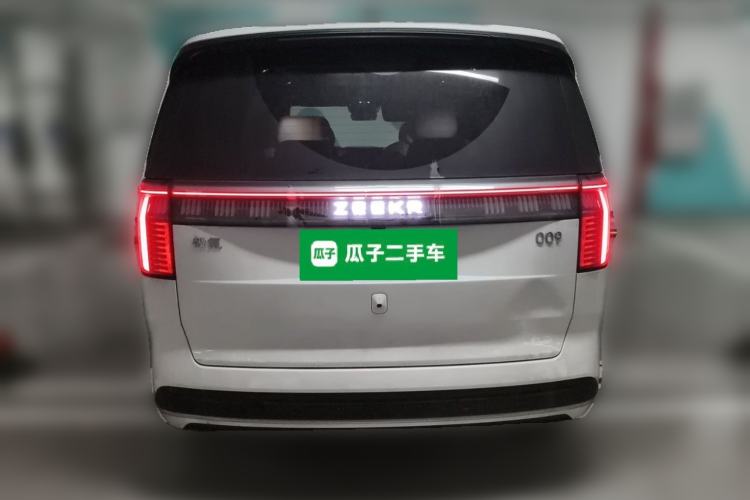 Used Zeekr 009 2022 ME Edition Rear