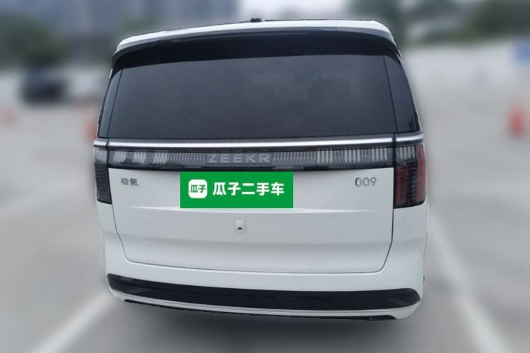 Used Zeekr 009 2022 WE Edition Rear