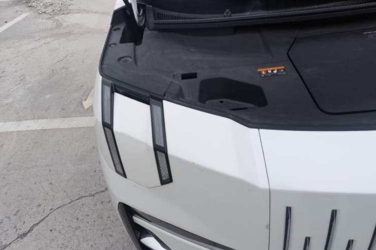 Used Zeekr 009 2022 WE Edition Right Front Headlight
