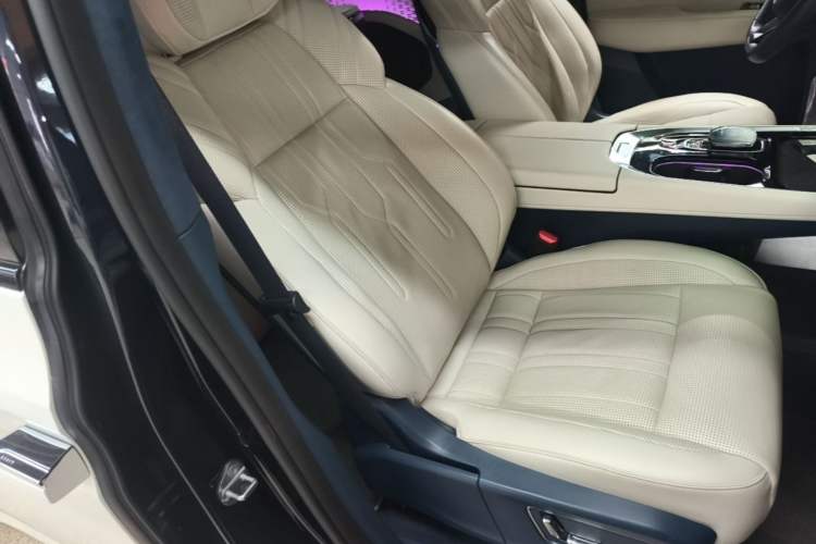 Used Zeekr 009 2022 WE Edition Right Front Seat