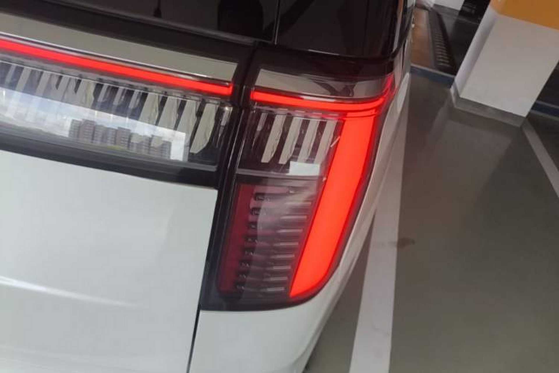 Used Zeekr 009 2022 ME Edition Right Rear Taillight