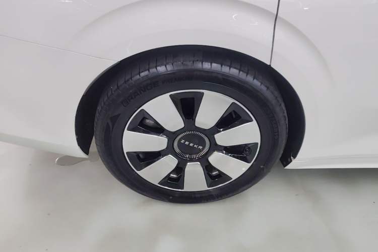 Used Zeekr 009 2022 WE Edition Right Rear Wheel Hub