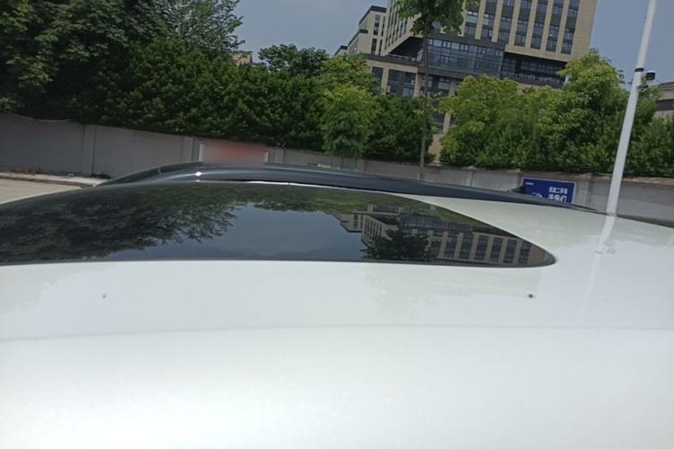 Used Zeekr 009 2022 WE Edition Roof
