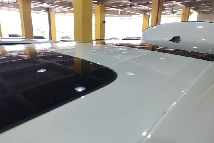 Used Zeekr 009 2022 WE Edition Roof