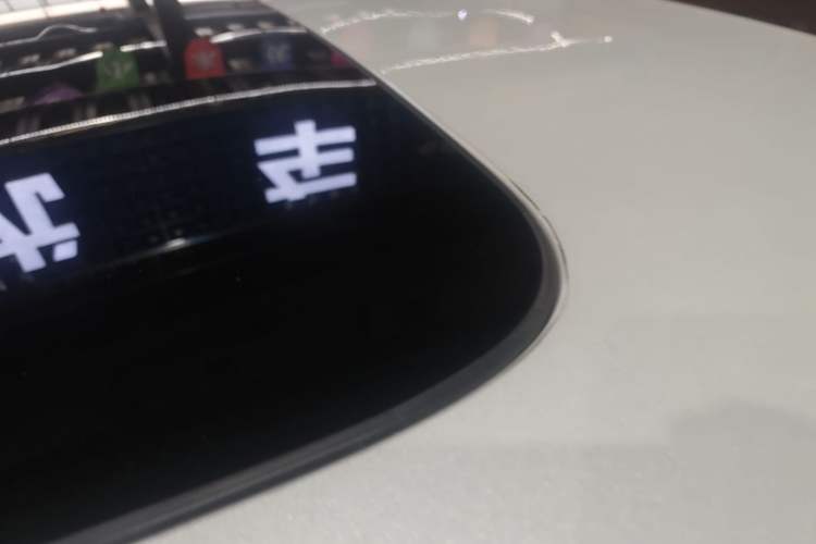 Used Zeekr 009 2022 WE Edition Roof