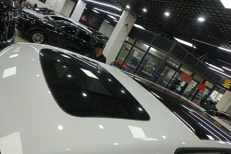 Used Zeekr 009 2022 WE Edition Roof