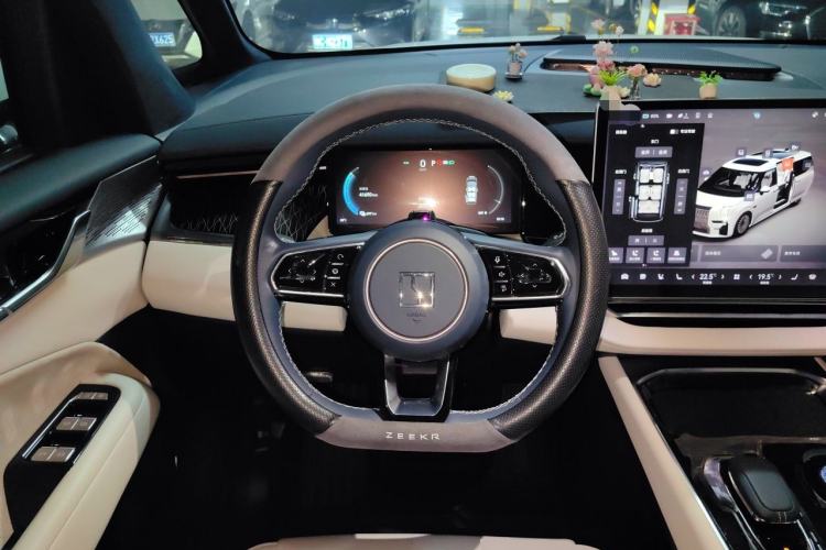 Used Zeekr 009 2022 ME Edition Steering Wheel