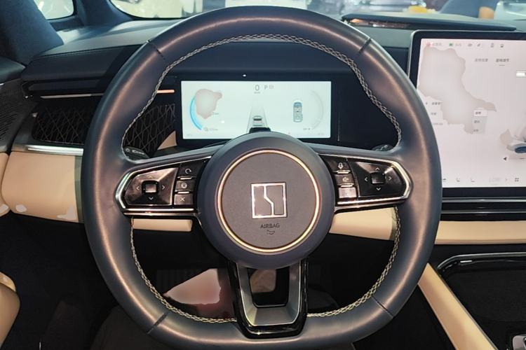 Used Zeekr 009 2022 WE Edition Steering Wheel