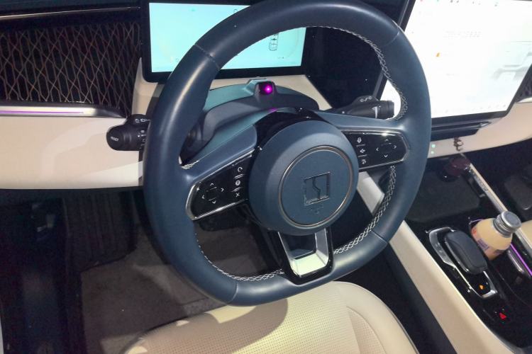 Used Zeekr 009 2022 WE Edition Steering Wheel