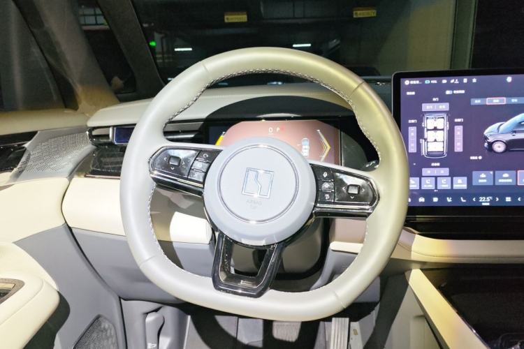Used Zeekr 009 2022 ME Edition Steering Wheel