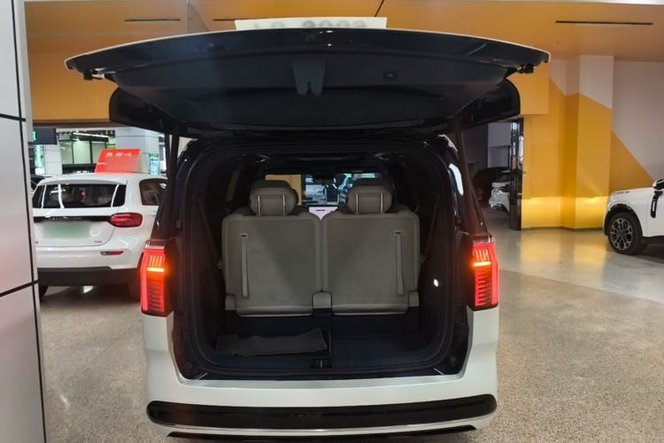 Used Zeekr 009 2022 WE Edition Trunk