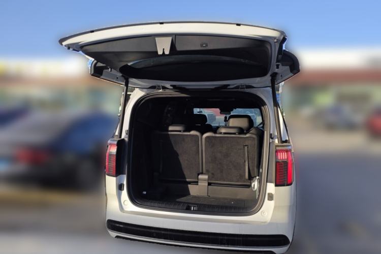 Used Zeekr 009 2022 Revised WE Version Trunk