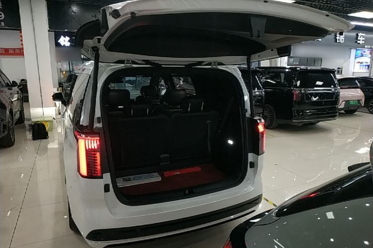 Used Zeekr 009 2022 WE Edition Trunk