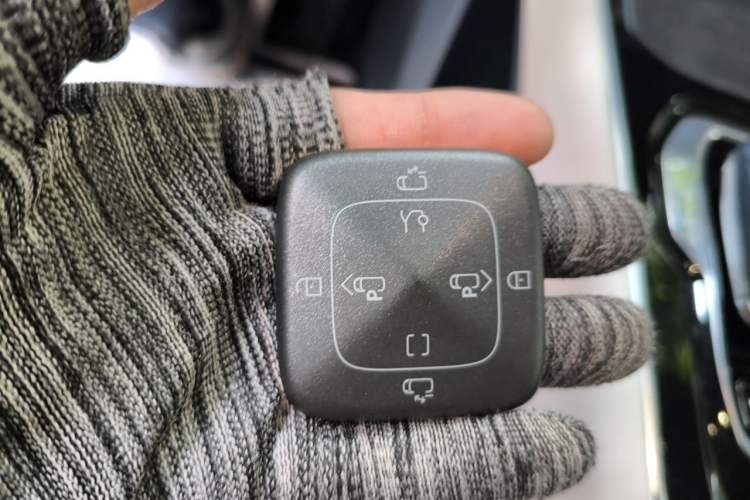 Used Zeekr 009 2022 WE Edition Vehicle Key