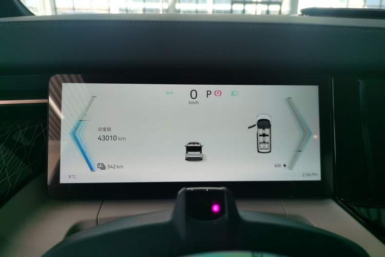 Used Zeekr 009 2022 WE Edition Instrument Cluster