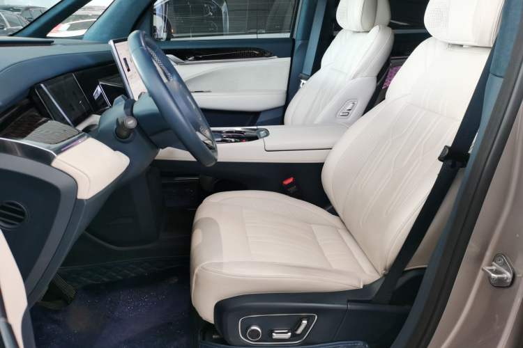 Used Zeekr 009 2022 WE Edition Left Front Seat