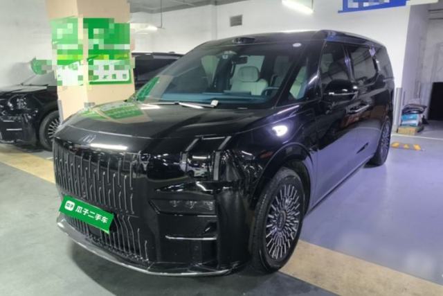 Used Zeekr 009 2024 7-Seater Aisle Version 108 kWh
