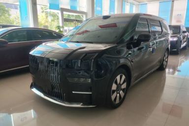 Used Zeekr 009 2024 7-Seater Walk-Through Version Four-Wheel Drive 108 kWh