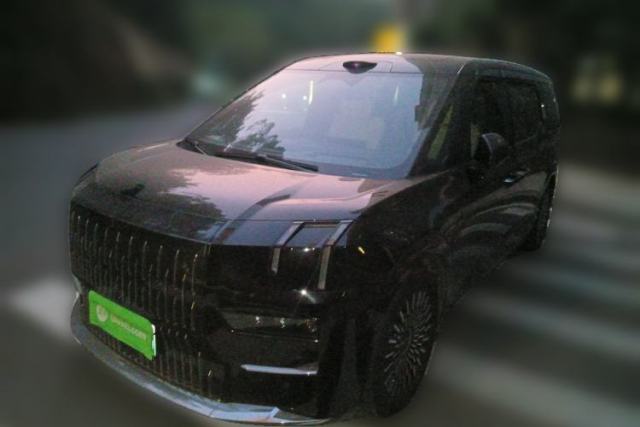 Used Zeekr 009 2024 Six-Seat Executive Version 4WD 108 kWh
