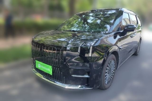 Used Zeekr 009 2024 7-Seater Walk-Through Version Four-Wheel Drive 108 kWh