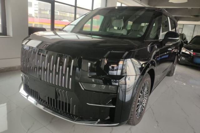 Used Zeekr 009 2024 7-Seater Walk-Through Version Four-Wheel Drive 108 kWh