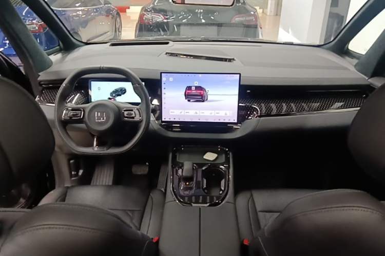 Used Zeekr 009 2024 Six-Seat Executive Version 4WD 108 kWh Center Console