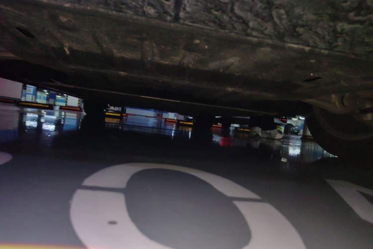 Used Zeekr 009 2024 GAC Trumpchi Chassis Front