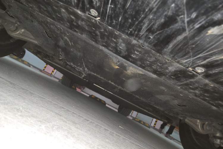 Used Zeekr 009 2024 7-Seater Aisle Version 140 kWh Chassis Front