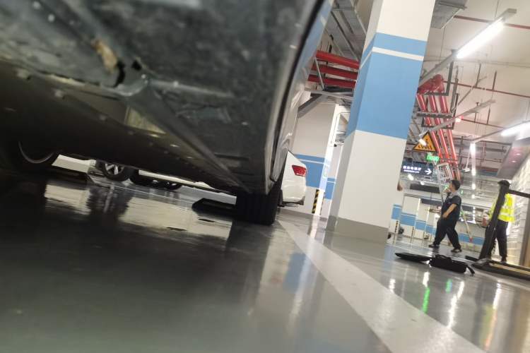 Used Zeekr 009 2024 GAC Trumpchi Chassis Front Left