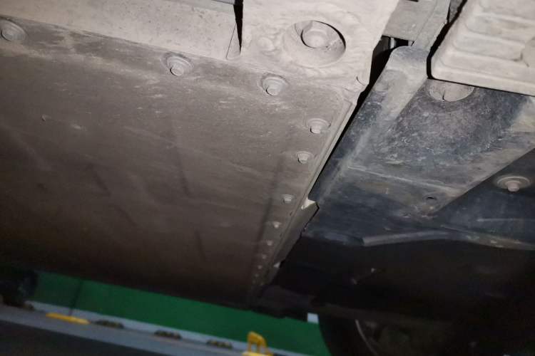 Used Zeekr 009 2024 GAC Trumpchi Chassis Front Right