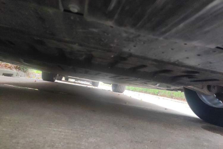 Used Zeekr 009 2024 Six-Seat Executive Version 4WD 108 kWh Chassis Front