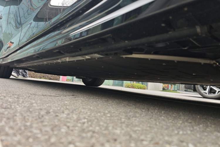 Used Zeekr 009 2024 GAC Trumpchi Chassis Rear Left