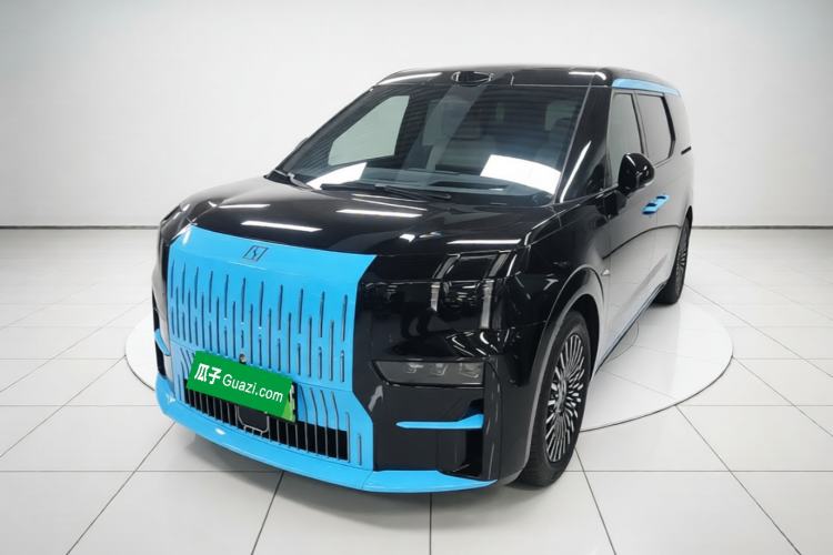 Zeekr 009 2024 7-Seater Walk-Through Version Four-Wheel Drive 108 kWh