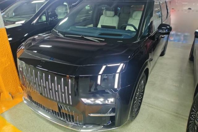 Used Zeekr 009 2024 Six-Seat Executive Version 4WD 108 kWh