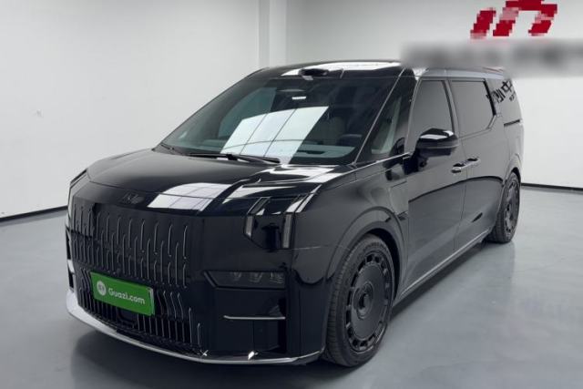 Used Zeekr 009 2024 7-Seater Aisle Version 108 kWh