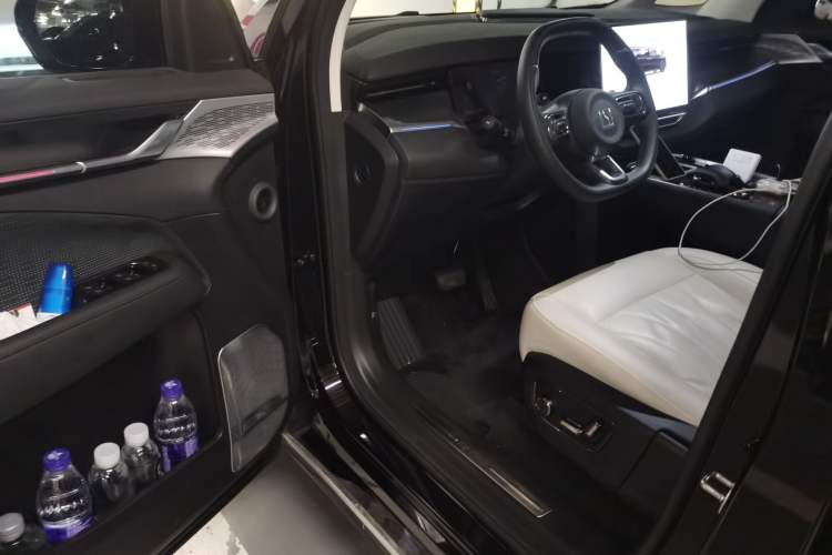 Used Zeekr 009 2024 GAC Trumpchi Driver Seat