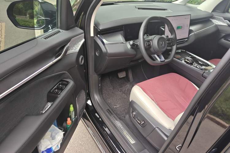 Used Zeekr 009 2024 GAC Trumpchi Driver Seat