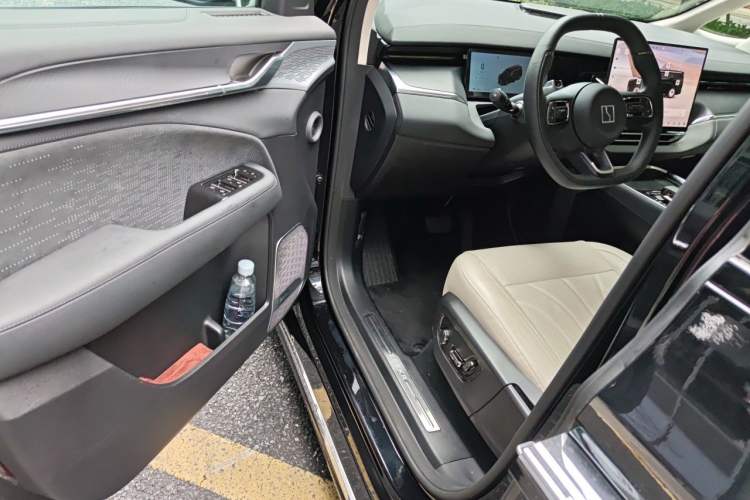 Used Zeekr 009 2024 GAC Trumpchi Driver Seat