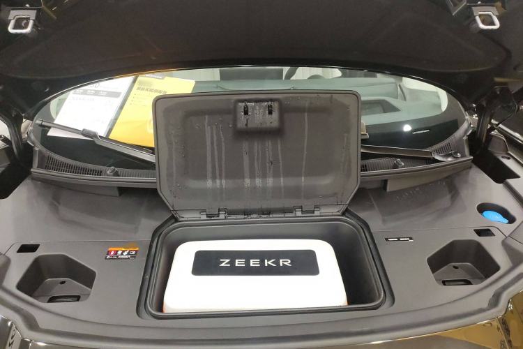 Used Zeekr 009 2024 GAC Trumpchi Engine Bay