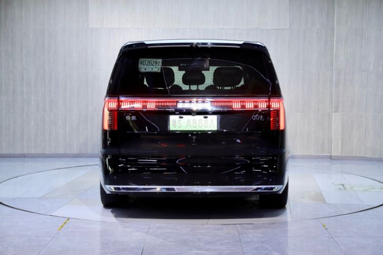 Used Zeekr 009 2024 7-Seater Walk-Through Version Four-Wheel Drive 108 kWh Exterior 1