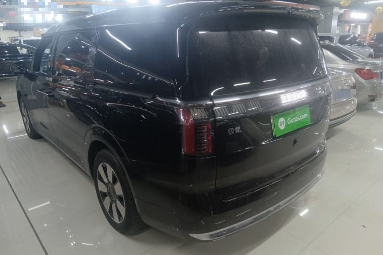 Used Zeekr 009 2024 7-Seater Walk-Through Version Four-Wheel Drive 108 kWh Exterior 2
