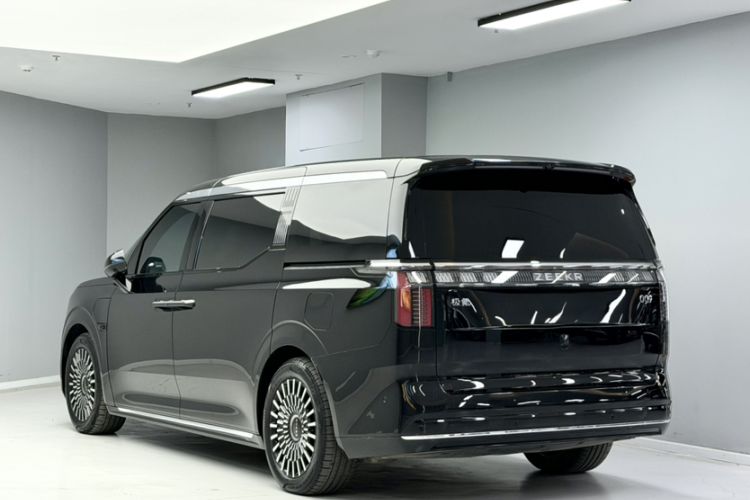 Used Zeekr 009 2024 7-Seater Walk-Through Version Four-Wheel Drive 108 kWh Exterior 2