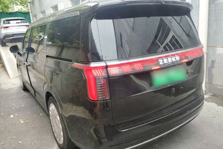 Used Zeekr 009 2024 GAC Trumpchi Exterior 2