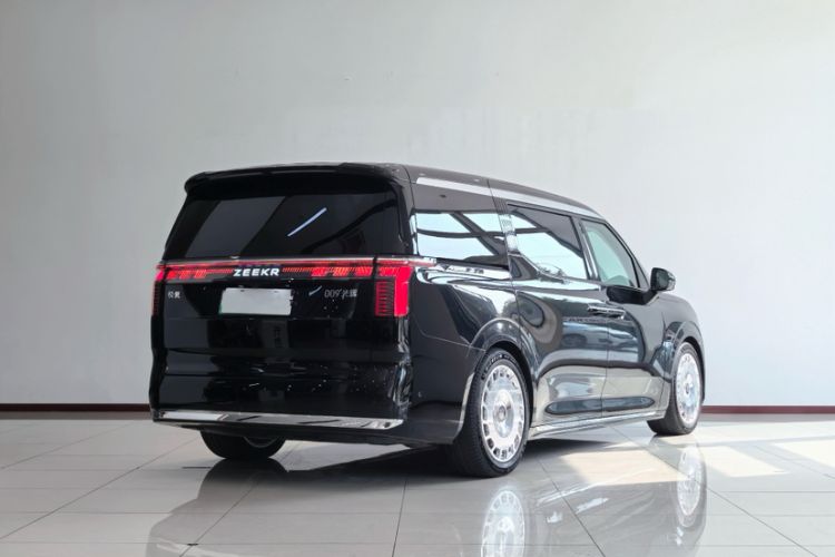 Used Zeekr 009 2024 GAC Trumpchi Exterior 4