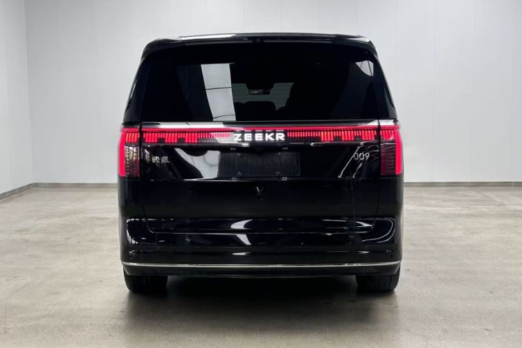 Used Zeekr 009 2024 7-Seater Walk-through Version 4WD 140 kWh Exterior 4